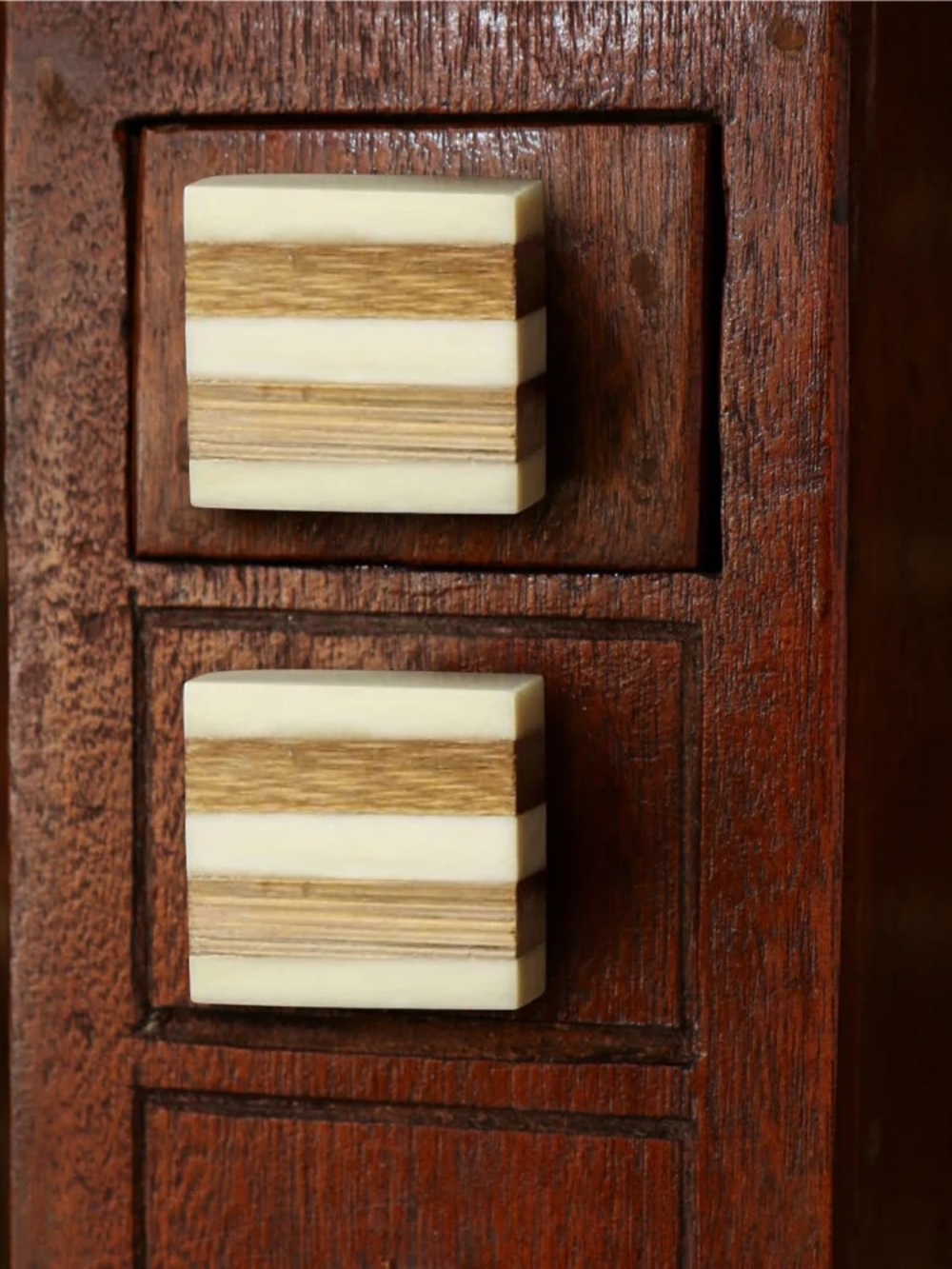 Set of 20 Decorative Bone and Wood Drawer Cabinet Pull Knobs Square Furniture Ha